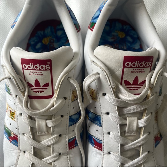Adidas Superstar Multicolor Stripe Sneaker, White with Flower Stripes Size 6.5 - Picture 6 of 9
